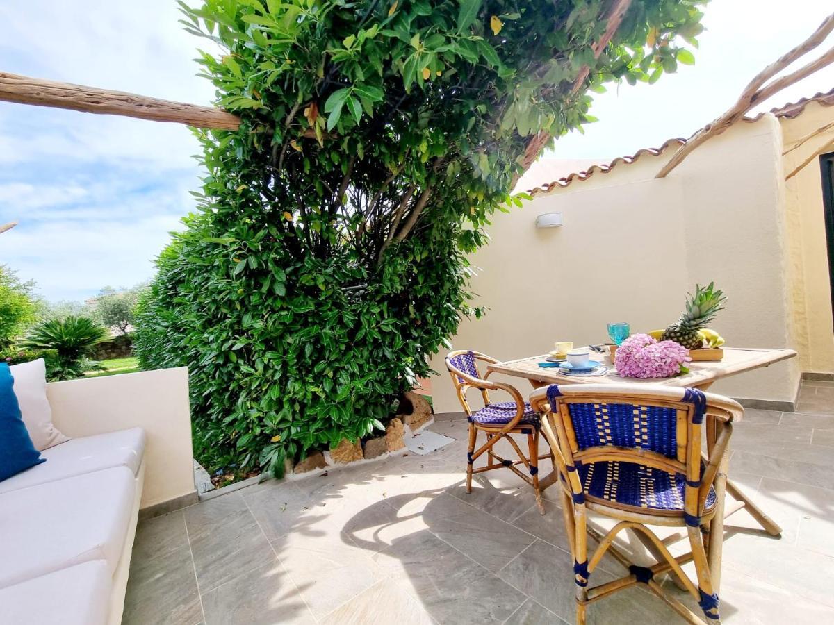 Апартаменты Stazzo San Teodoro Il Ginepro Piscina Condivisa Экстерьер фото